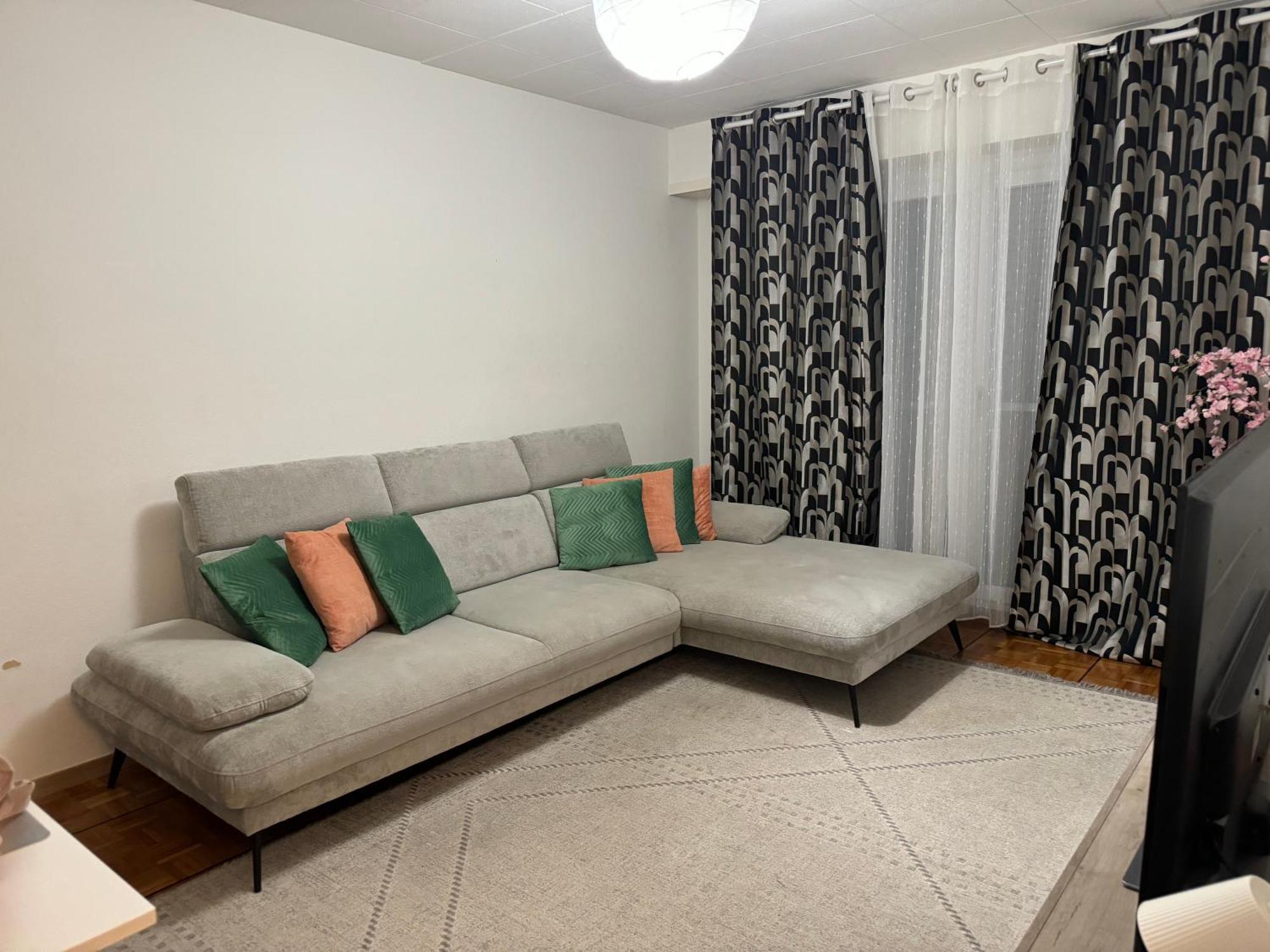 Apartahotel Confort Лозанна Екстер'єр фото